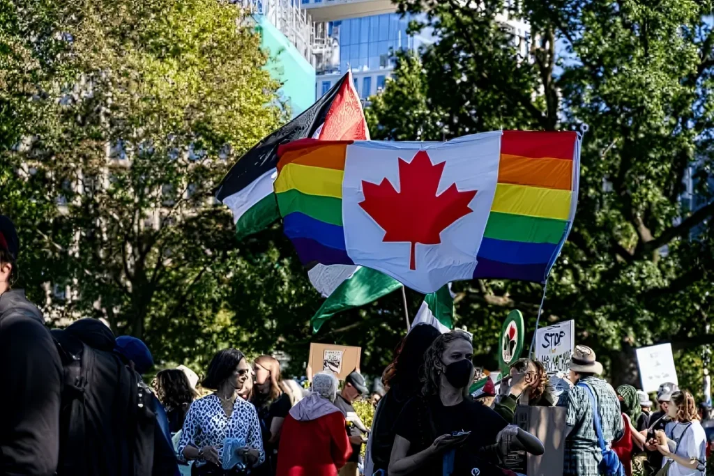 تورنتو برايد (كندا) - أفضل مسيرات الفخر في العالم